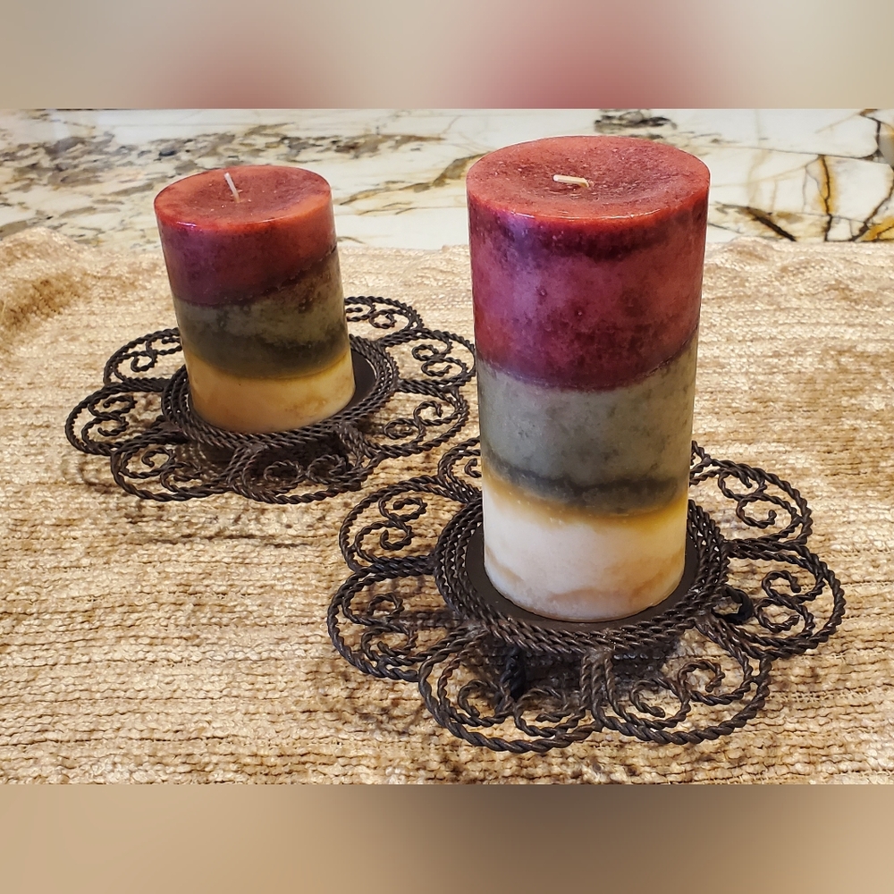 2 Candle Holders
